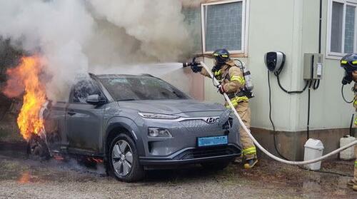 South Korea EV Sales Held Back by Drivers' Fears Of Battery Fires ...